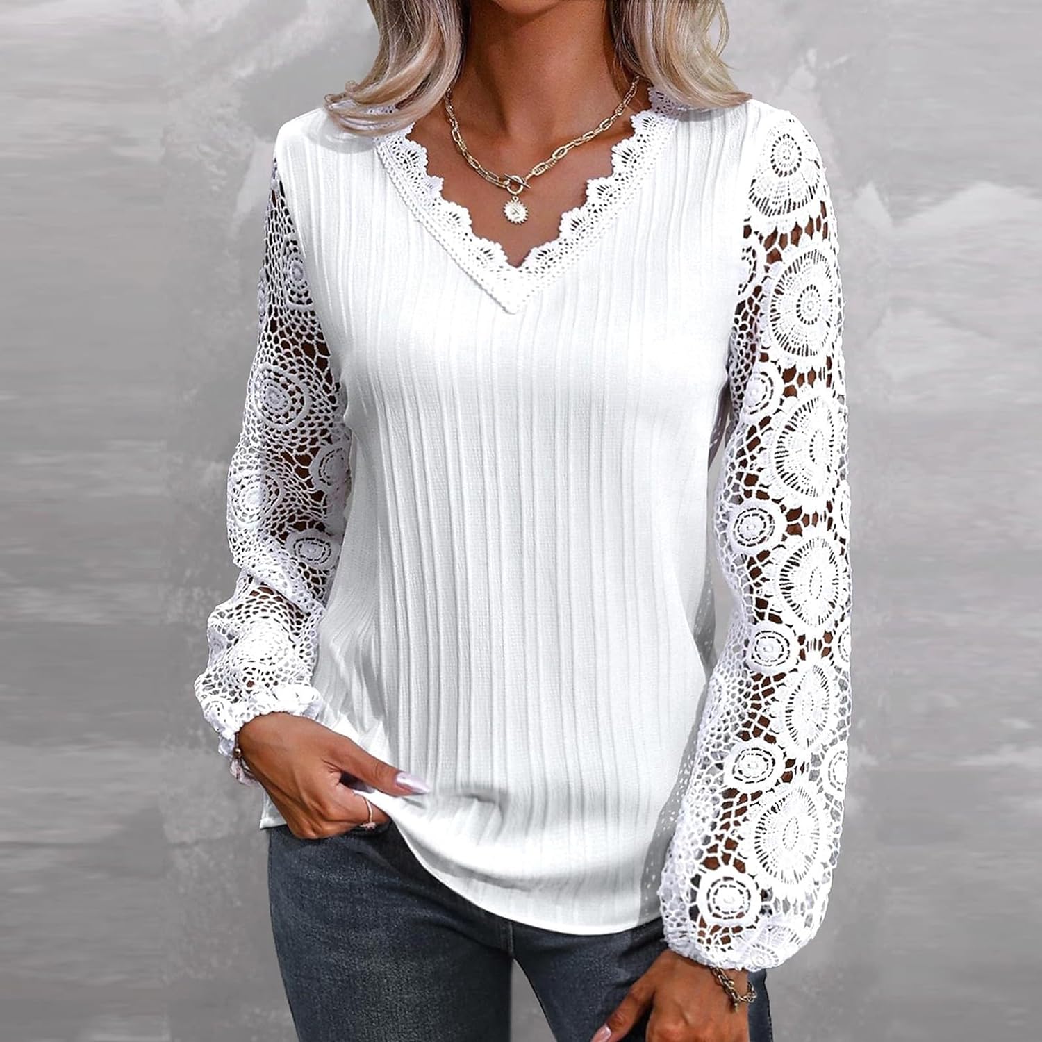 Lax Long Sleeve Women'S V-Neck Blouse