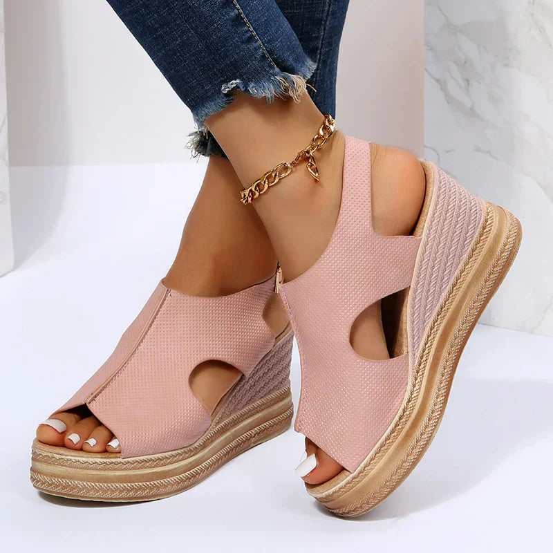 Comfortable Women'S Platform Sandals With Buckle